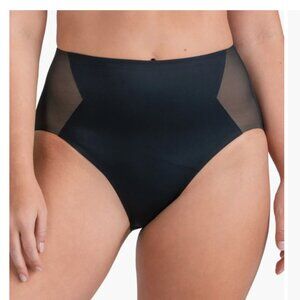 Honeylove CrossOver Brief, Size S, Runway Color